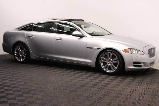 2015 Jaguar XJ XJL Portfolio RWD photo