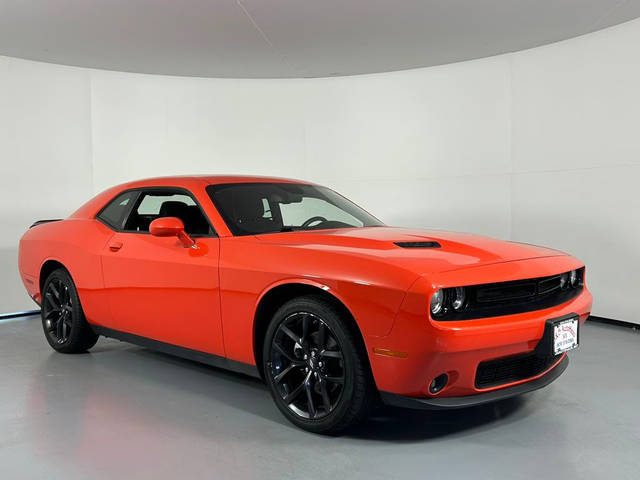 2023 Dodge Challenger SXT RWD photo