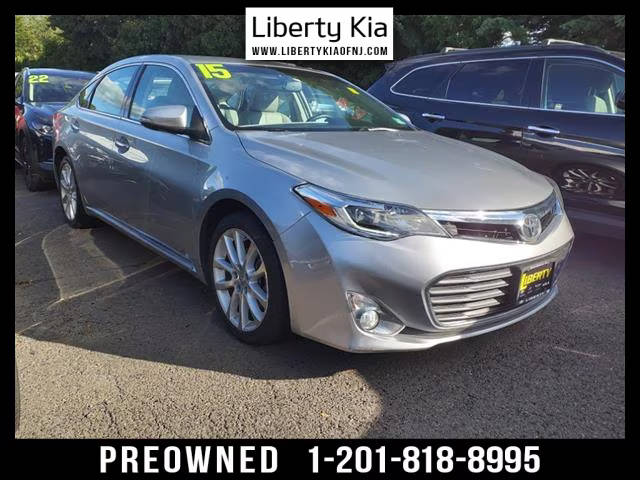 2015 Toyota Avalon Limited FWD photo