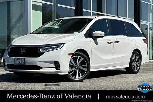 2021 Honda Odyssey Touring FWD photo