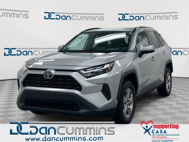 2023 Toyota RAV4 XLE FWD photo