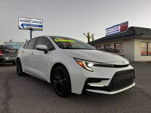 2023 Toyota Corolla SE FWD photo