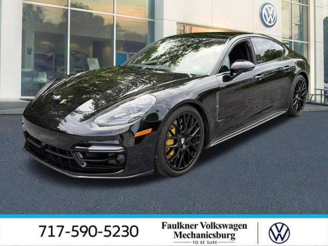 2022 Porsche Panamera Turbo S AWD photo