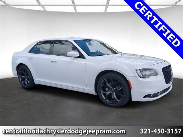 2022 Chrysler 300 300S RWD photo