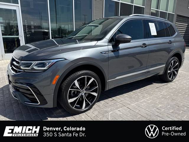 2023 Volkswagen Tiguan SEL R-Line AWD photo