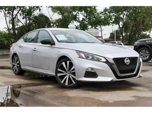 2020 Nissan Altima 2.5 SR FWD photo