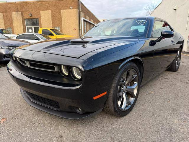 2015 Dodge Challenger SXT Plus RWD photo