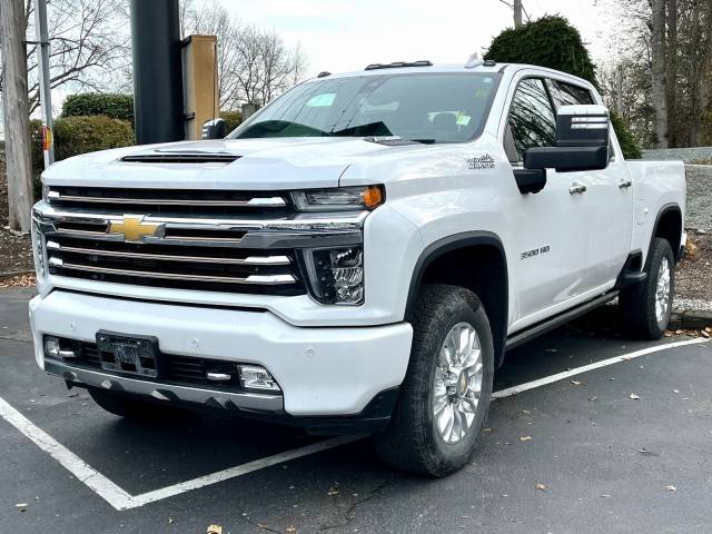 2022 Chevrolet Silverado 3500HD High Country 4WD photo