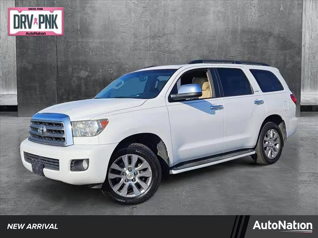 2015 Toyota Sequoia Limited RWD photo