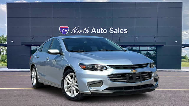 2017 Chevrolet Malibu LT FWD photo