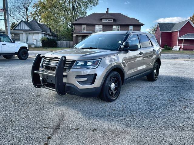 2018 Ford Explorer  AWD photo