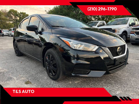 2021 Nissan Versa S FWD photo