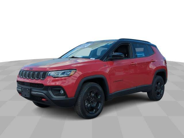 2023 Jeep Compass Trailhawk 4WD photo