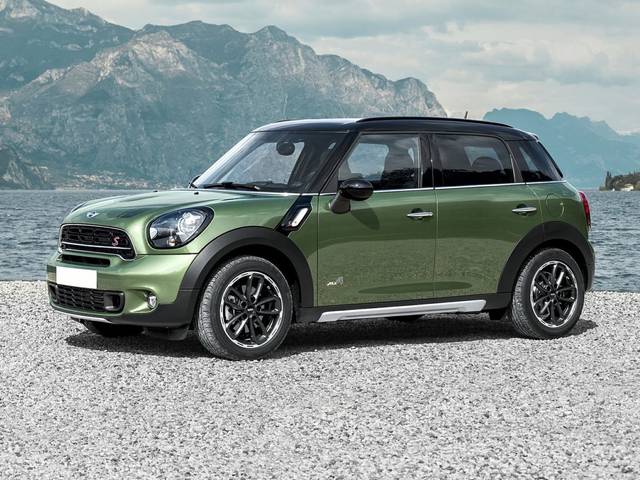 2015 MINI Countryman S FWD photo