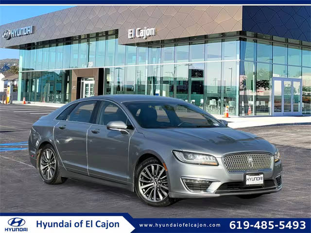 2020 Lincoln MKZ Standard FWD photo