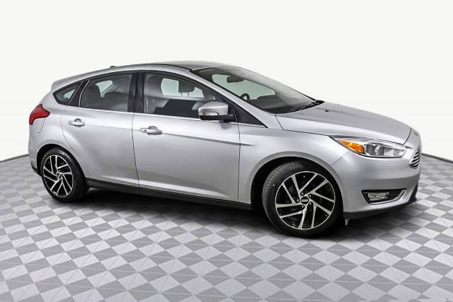 2016 Ford Focus Titanium FWD photo