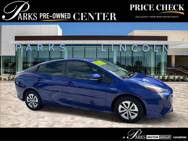 2016 Toyota Prius Three FWD photo