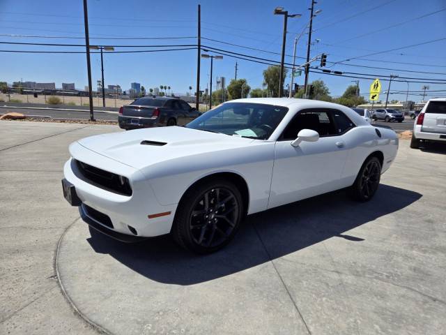 2023 Dodge Challenger SXT RWD photo