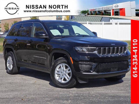 2022 Jeep Grand Cherokee Laredo 4WD photo