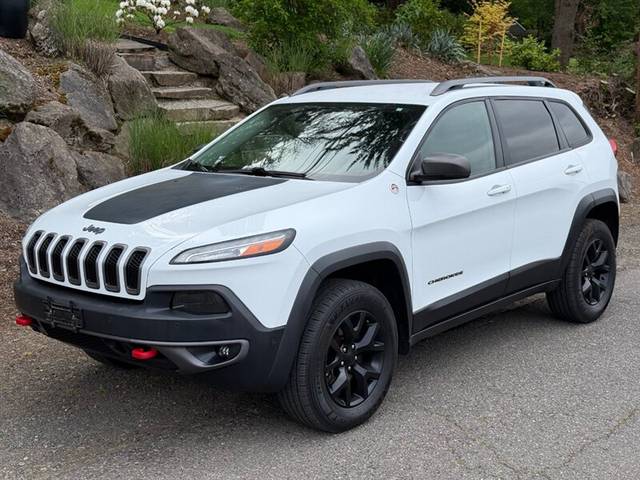 2015 Jeep Cherokee Trailhawk 4WD photo