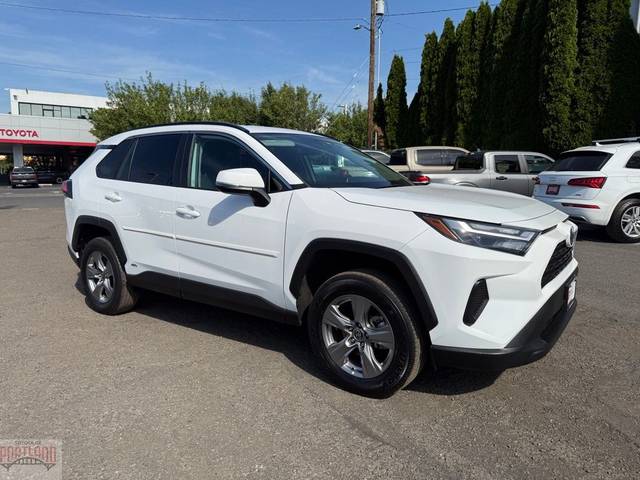 2023 Toyota RAV4 Hybrid LE AWD photo