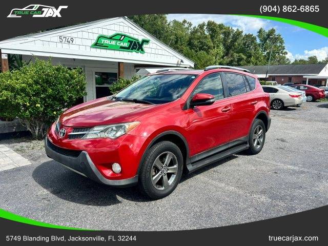 2015 Toyota RAV4 XLE FWD photo