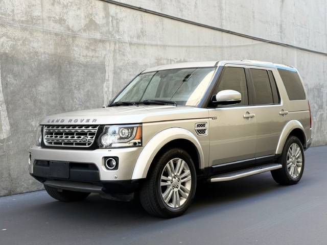 2016 Land Rover LR4  4WD photo