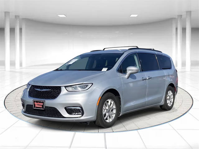 2022 Chrysler Pacifica Minivan Touring L FWD photo