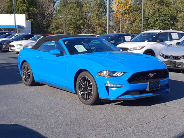 2022 Ford Mustang EcoBoost RWD photo