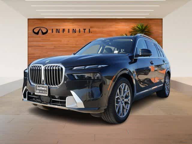 2023 BMW X7 xDrive40i AWD photo