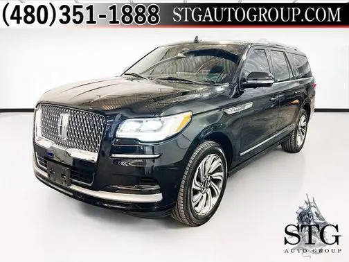 2022 Lincoln Navigator L Reserve 4WD photo