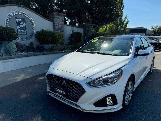 2019 Hyundai Sonata Limited FWD photo