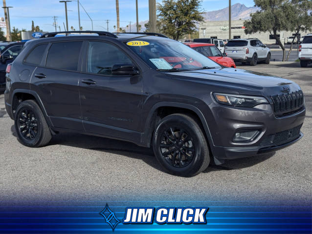 2023 Jeep Cherokee Altitude Lux 4WD photo