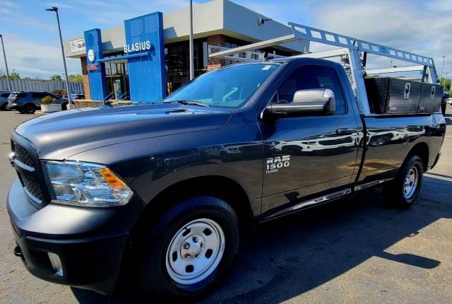 2022 Ram 1500 Tradesman 4WD photo