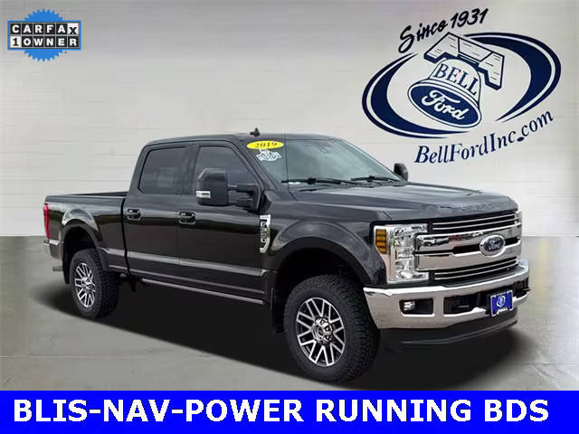 2019 Ford F-350 Super Duty LARIAT 4WD photo