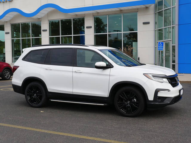 2022 Honda Pilot Black Edition AWD photo