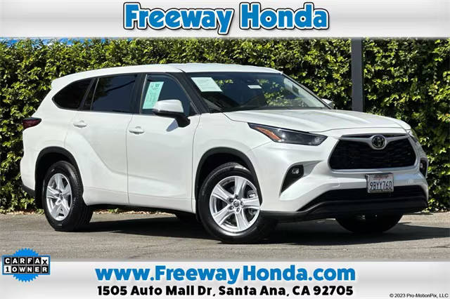 2023 Toyota Highlander Platinum AWD photo