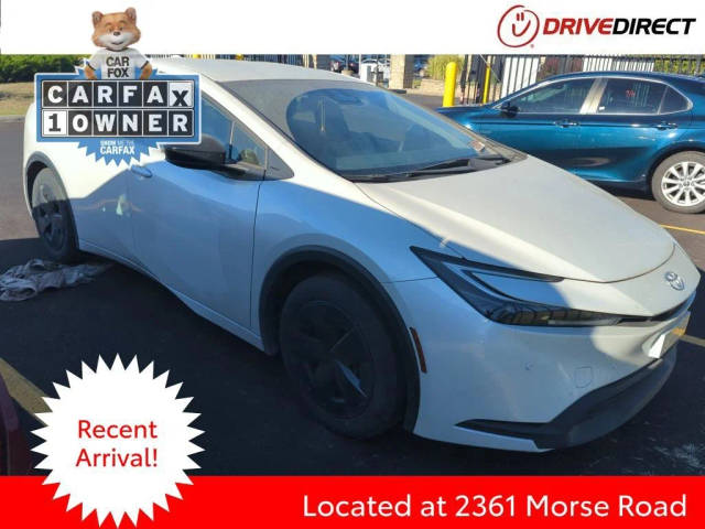 2023 Toyota Prius LE FWD photo
