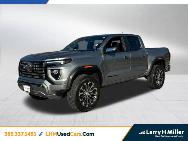 2023 GMC Canyon 4WD Denali 4WD photo