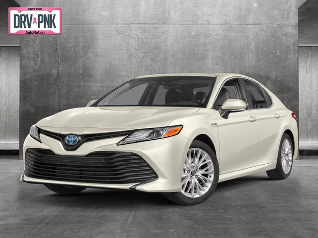 2018 Toyota Camry Hybrid XLE FWD photo