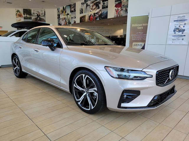 2023 Volvo S60 Plus Dark Theme AWD photo