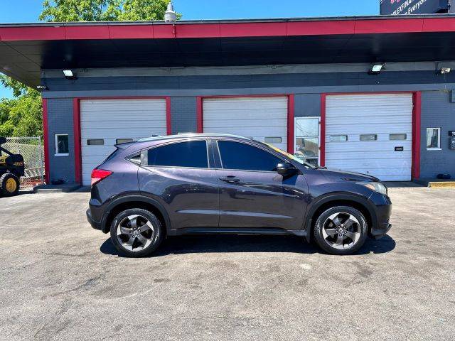 2018 Honda HR-V EX-L Navi AWD photo