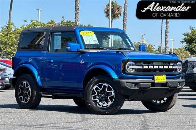 2022 Ford Bronco 2 Door Base 4WD photo