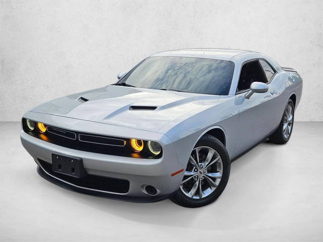 2023 Dodge Challenger SXT AWD photo
