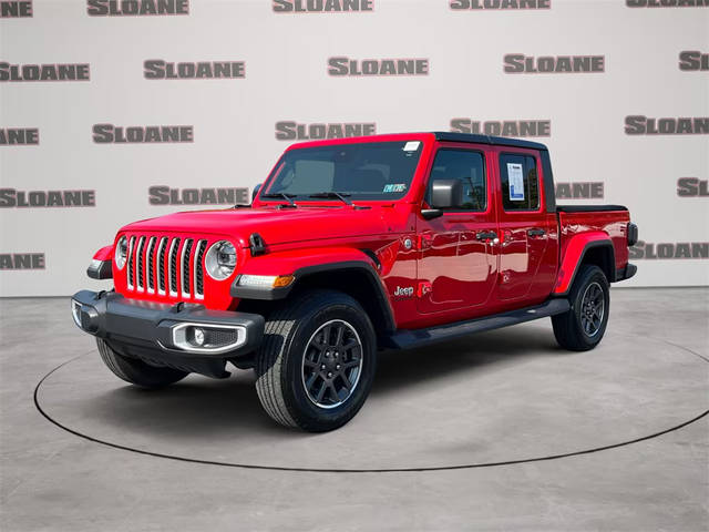 2021 Jeep Gladiator Overland 4WD photo