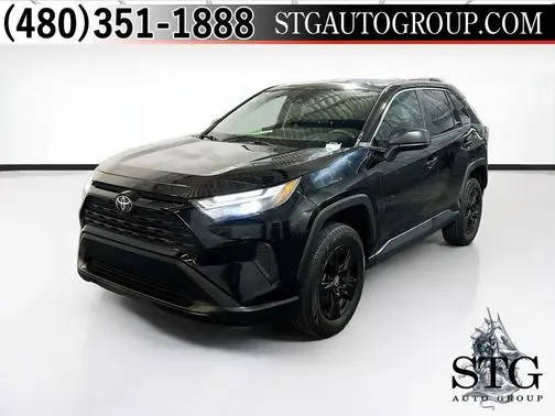2023 Toyota RAV4 LE AWD photo
