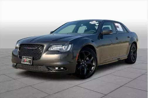 2023 Chrysler 300 300S RWD photo