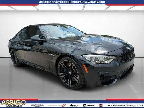 2016 BMW M4  RWD photo