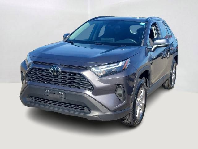 2022 Toyota RAV4 XLE AWD photo