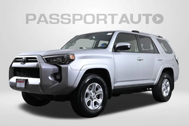 2023 Toyota 4Runner SR5 4WD photo